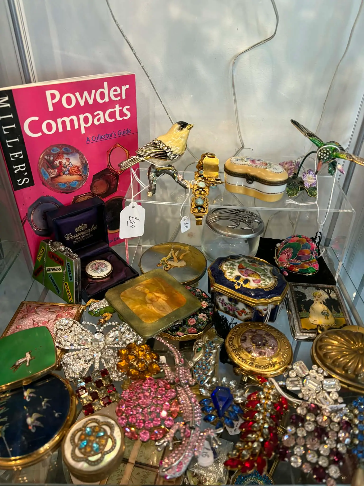 Vintage powder compacts